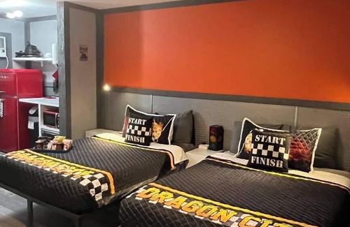 Maryville Bed & Breakfast | Unit #6 Jedi’s Fall - Dragon Depot at Dragon City