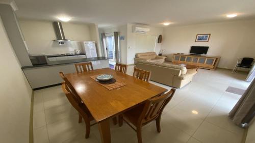 Jurien Bay Villa | Unit 63 Seafront Estate