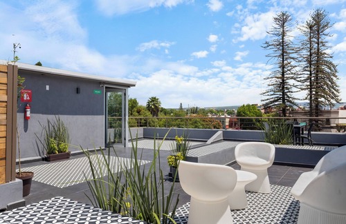Downtown Queretaro Apartment | Universidad by Homirent