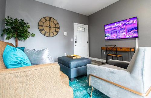 University Heights Apartment | University Heights Hideaway