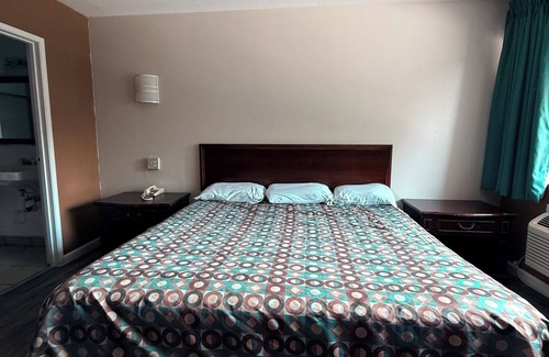 Frankfort Hotel | University Lodge Motel