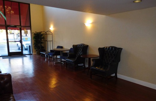 Raisin Hotel | University Square Hotel