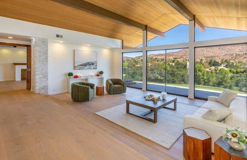 Thousand Oaks Villa | Unobstructed 270 degree golf course views, a completely remodeled home