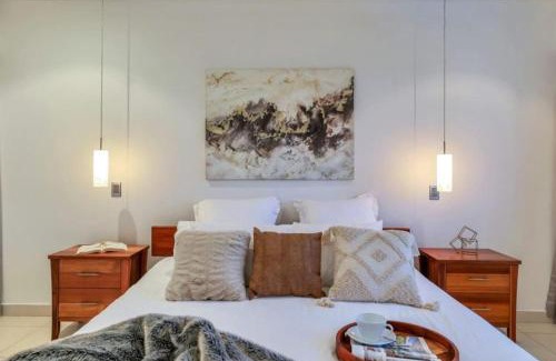 Larrakeyah Apartment | Unrivalled, Sublime and Simply Superb Sub-Penthouse
