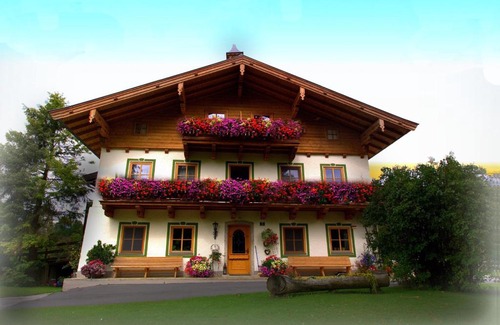 Almdorf House | Untermühlbauer Fam. Schreder