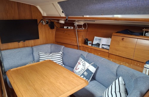 Lorient Boat Rental | Unusual stay on a boat