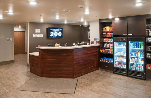 Moab House | Unwind in a Spacious Room with Kitchen, Pet-Friendly, Free Parking
