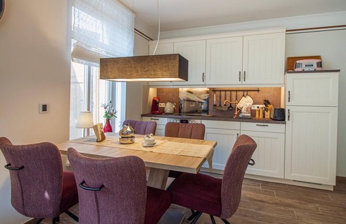 Upleward Apartment | Up Besöök - Magnolia with sauna