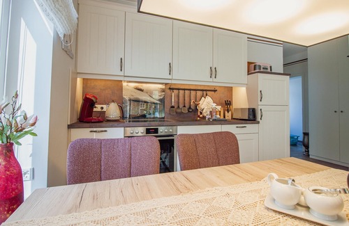 Upleward Apartment | Up Besöök - Magnolia with sauna