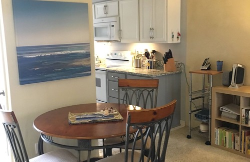 Ormond-by-the-Sea Condo | Updated 2br/2bath Ocean Front condo with garage