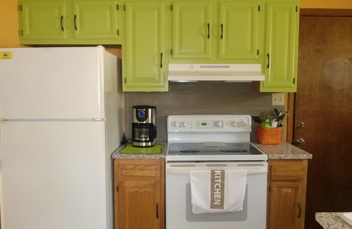 Pulaski House | Updated 3BD/2BA Waterfront Home on a Private Lot