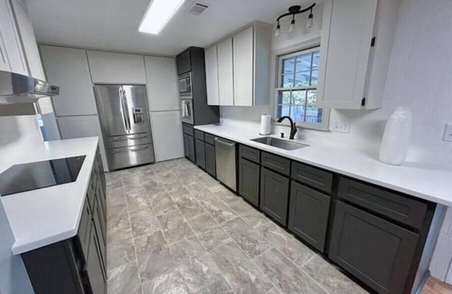 Warner Robins House | Updated Accessible Spacious Home in Warner Robins
