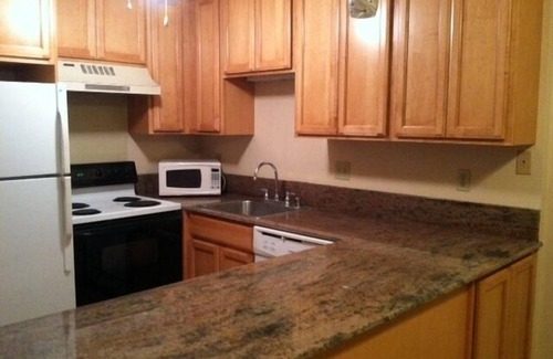 Nawiliwili Condo | Updated, Affordable, Great Central Location, Beach Across Street!