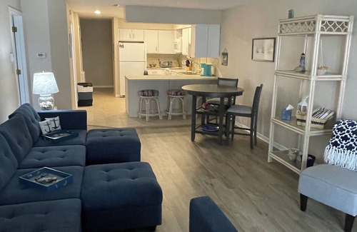 Port Clinton Condo | Updated condo, two master suites with king beds, private balcony
