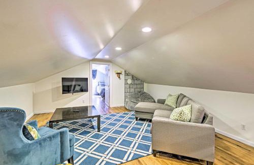 McCall House | Updated Rustic Retreat Cabin Walk to Payette Lake