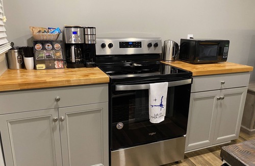 Lake Lure Condo | Updated Studio Condo at Rumbling Bald Resort