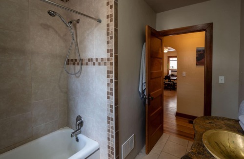Clifton House | Updated SUMMER and FALL RATES!!!!