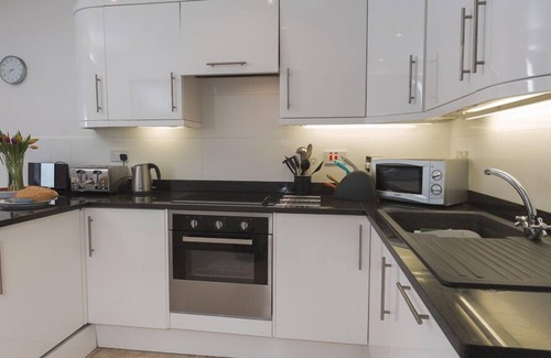 Salcombe Cottage | Upper Fernlea