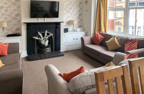 Muston House | Upper Floors At The Lawns