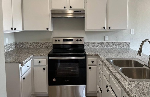 Roosevelt House | Upper level unit with one bedroom and one bathroom and fresh interior paint