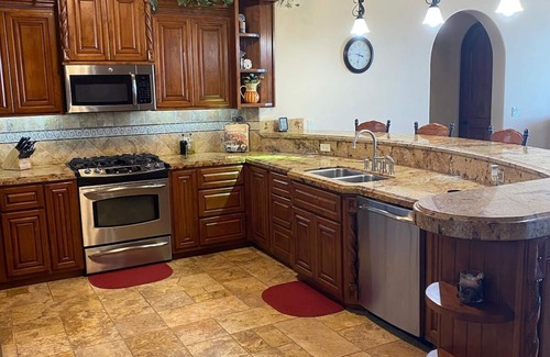 Puerto Penasco House | UPSCALE Beachfront Amazing. 5 bedrooms. Pet Friendly!