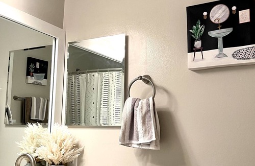 Pembroke Pines Apartment | Upscale Bohemian Family sized Apartment w/ balcony