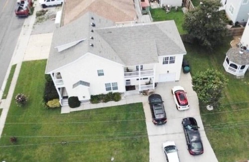 Dam Neck House | UPSCALE Ideal location 4 beach vacay! H20 views!