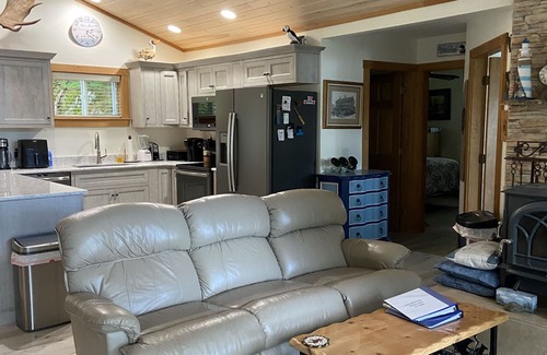 Bucksport Cottage | Upscale Lakefront Cottage - Kayaks, Jacuzzi for 2, A/C, 45 min to Bar Harbor