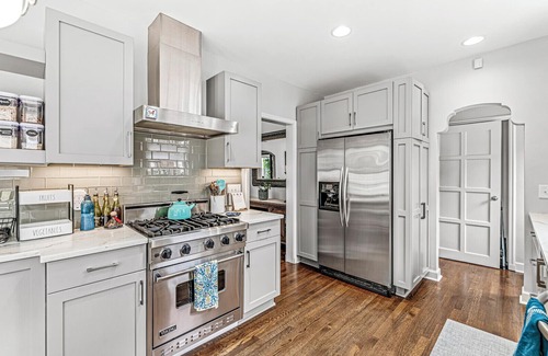 Meridian-Kessler House | Upscale neighborhood. Minutes to downtown. Large home and Pet-friendly in M-K