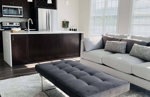 Saratoga Springs Apartment | Upscale Saratoga Retreat with Spa Accommodations
