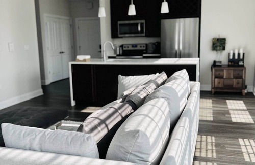 Saratoga Springs Apartment | Upscale Saratoga Retreat with Spa Accommodations