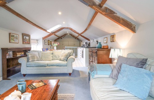 Colyton Cottage | Upside Down Cottage