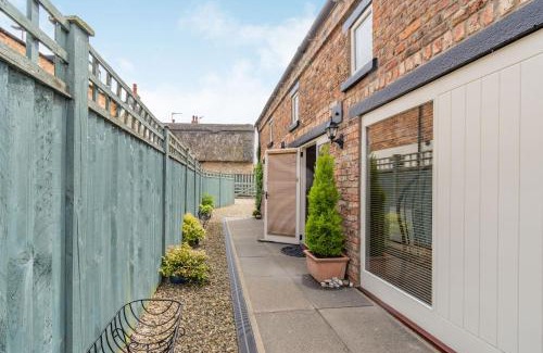 Snainton House | Upstairs Downstairs Cottage