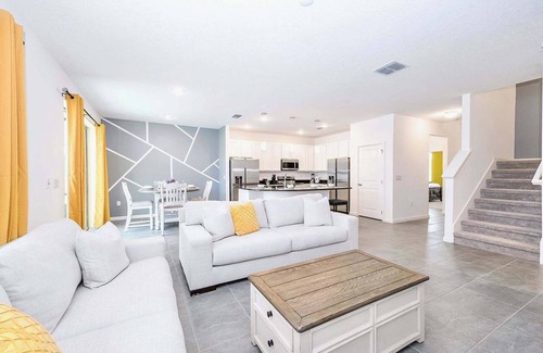Kissimmee House | Upstay: Resort Oasis w/Pool & Hot Tub Near Disney