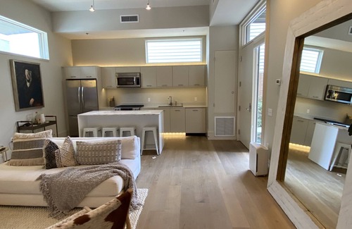 Audubon Condo | Uptown Luxurious Modern Condo in the Best Neighborhood!