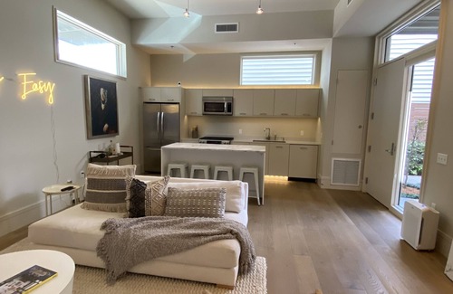 Audubon Condo | Uptown Luxurious Modern Condo in the Best Neighborhood!