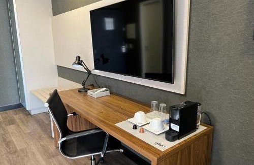Osasco Hotel | URBAN by UNU Osasco Hotel
