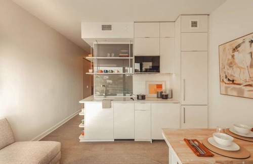 Old Fourth Ward Hotel | Urban Escape | 3x Family Stay w/Rooftop Access | Close to Prime Hotspots