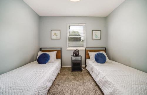 Buechel Apartment | Urban Excitement Suburban Calm Hot Tub & Game Room