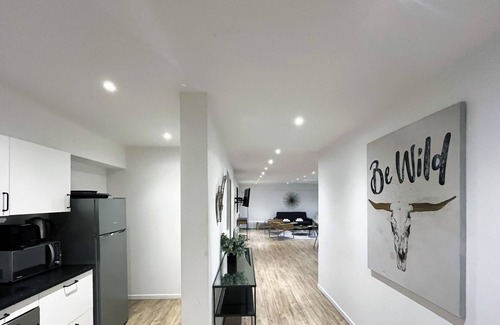 Amerique Apartment | Urban Flat 185 - Pretty 2 Bedroom Apartment in Paris