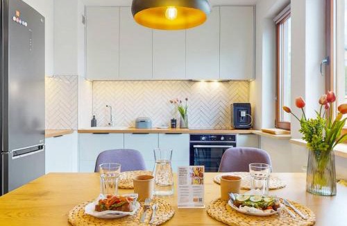 Praga Poludnie Apartment | Urban Jungle Apartment With Ac Praga Poludnie
