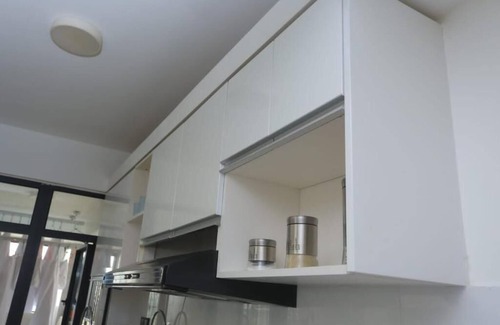 Thompson Estate Apartment | Urban Oasis Apartment by Edmor Suites