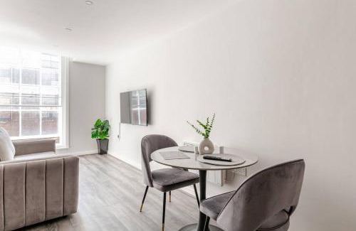 Chinatown Apartment | Urban Oasis by LVP Apartments - 1-Bed City Escape with Sofa Bed - Perfect for Business & Leisure
