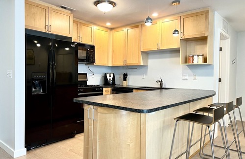 Pearl District Condo | Urban Oasis in the Heart of the Pearl District! Walk Score of 98