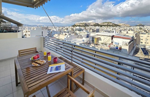 Kallithea Apartment | Urban Oasis with Acropolis Views by GHH