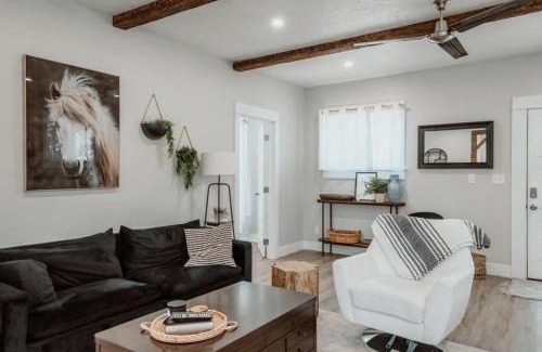 Corvallis House | Urban Rustic Getaway