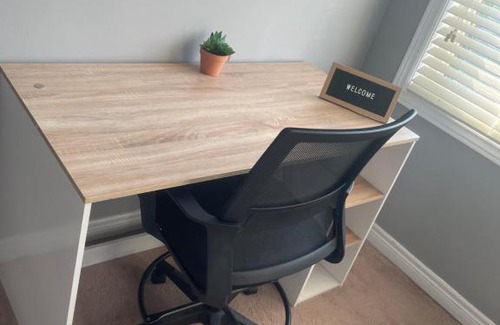 Brampton House | Urban Serenade- Private Room in House