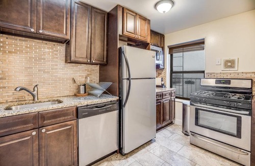Hoboken Apartment | Urban Style 2BR in Hoboken