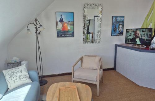 Concarneau Apartment | Urban Sunny & Cosy