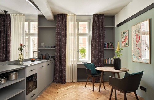 Mariahilf Apartment | URBANAUTS STUDIOS Fillgrader